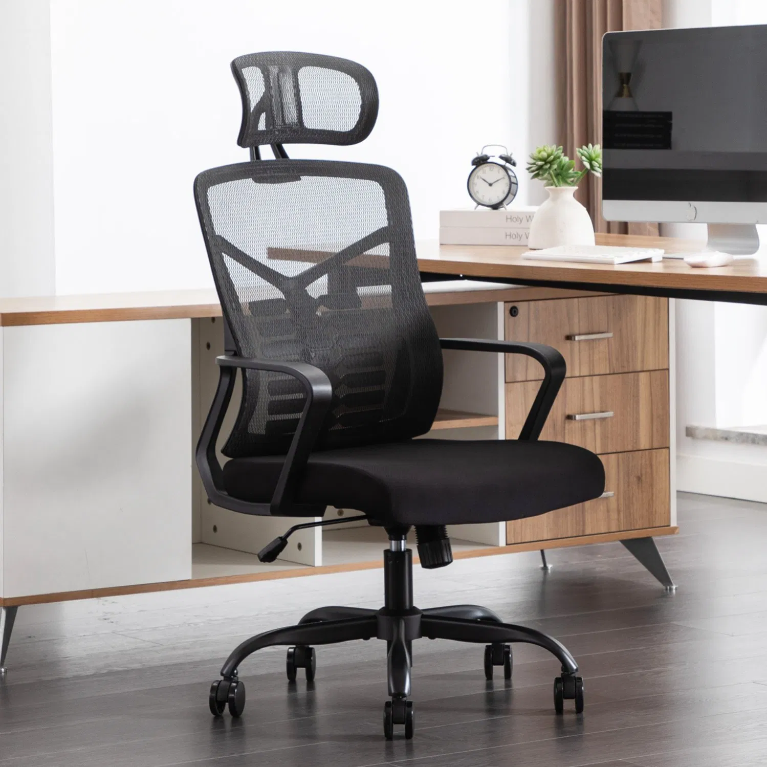 Wholesale Market High Back Comfy Ergonomic Mesh Office Chair with Lumbar Support