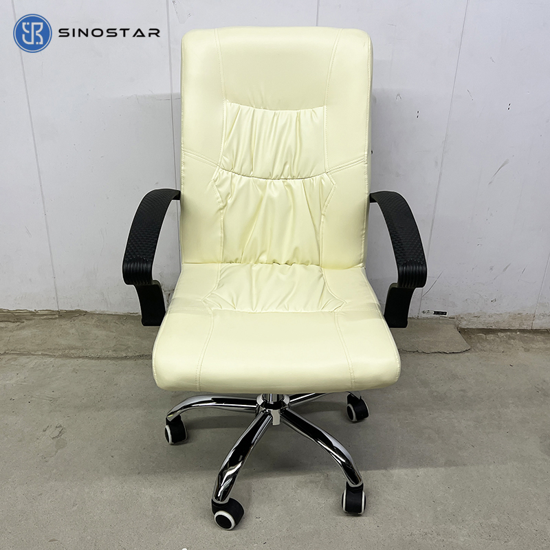 Modern Managerial Chair Featuring Adjustable Armrests and Contoured Seat Cushion