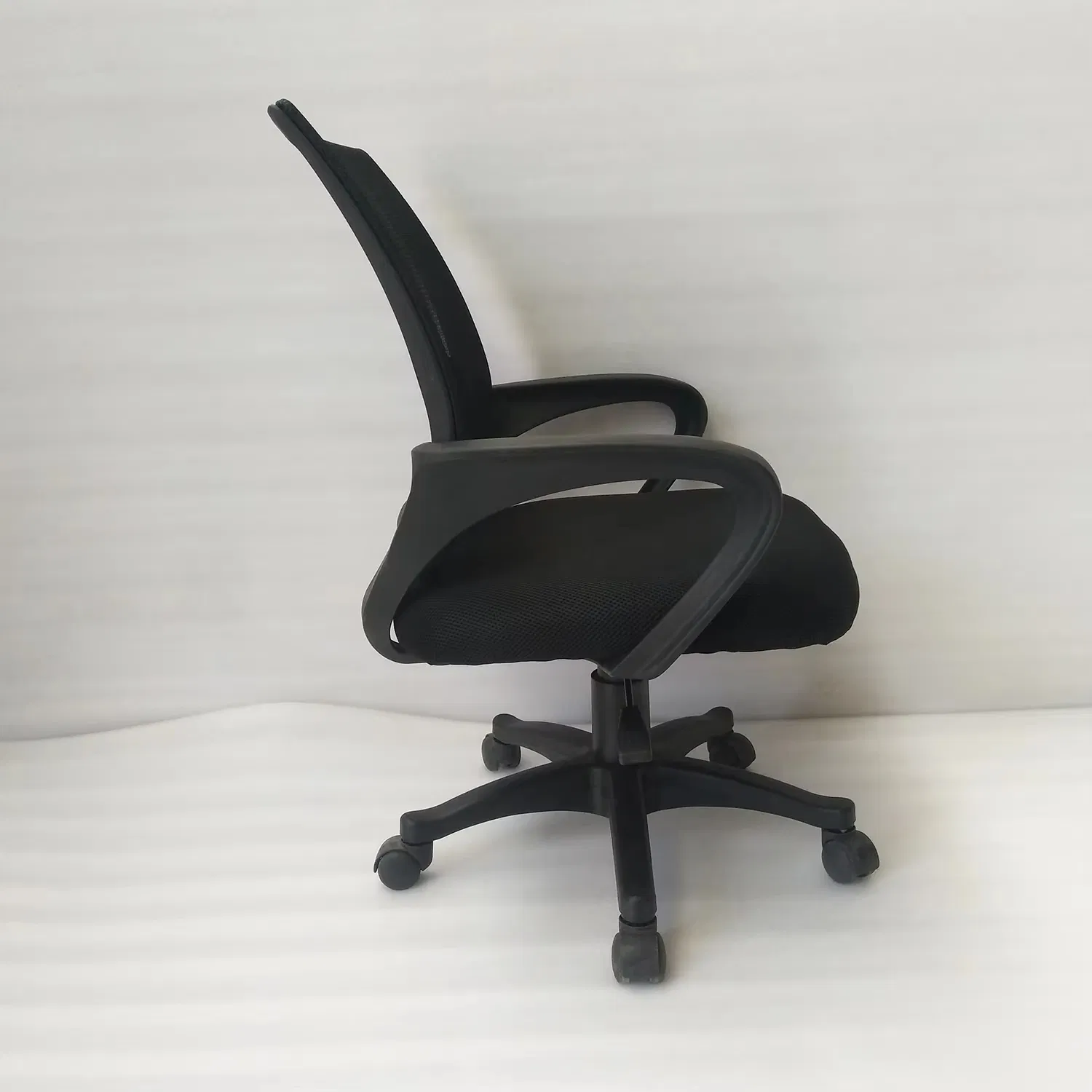 Ergonomic Office Chair Heavy Duty 4D Armrests High Back Swivel Computer Chair Mesh Gaming Chair Ergonomic Mesh Office Chair