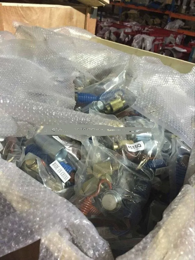 Hardware Kit Detail 2