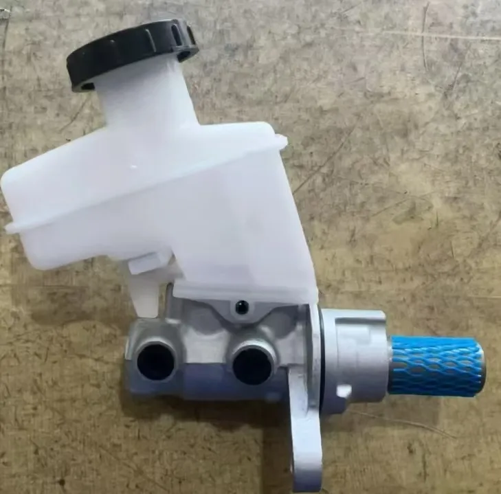 Brake Master Cylinder 51100-65jb0 View 2