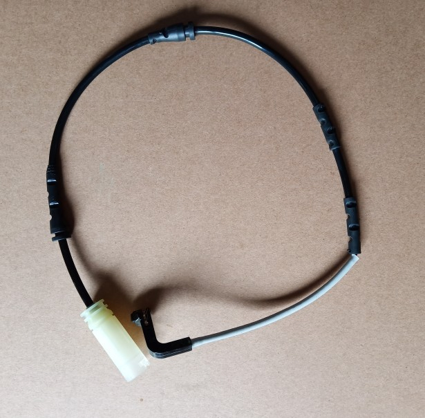 BMW Brake Wear Sensor Car Spare Parts 34356790340