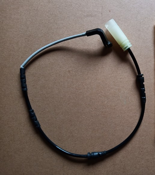 BMW Brake Wear Sensor Car Spare Parts 34356790340