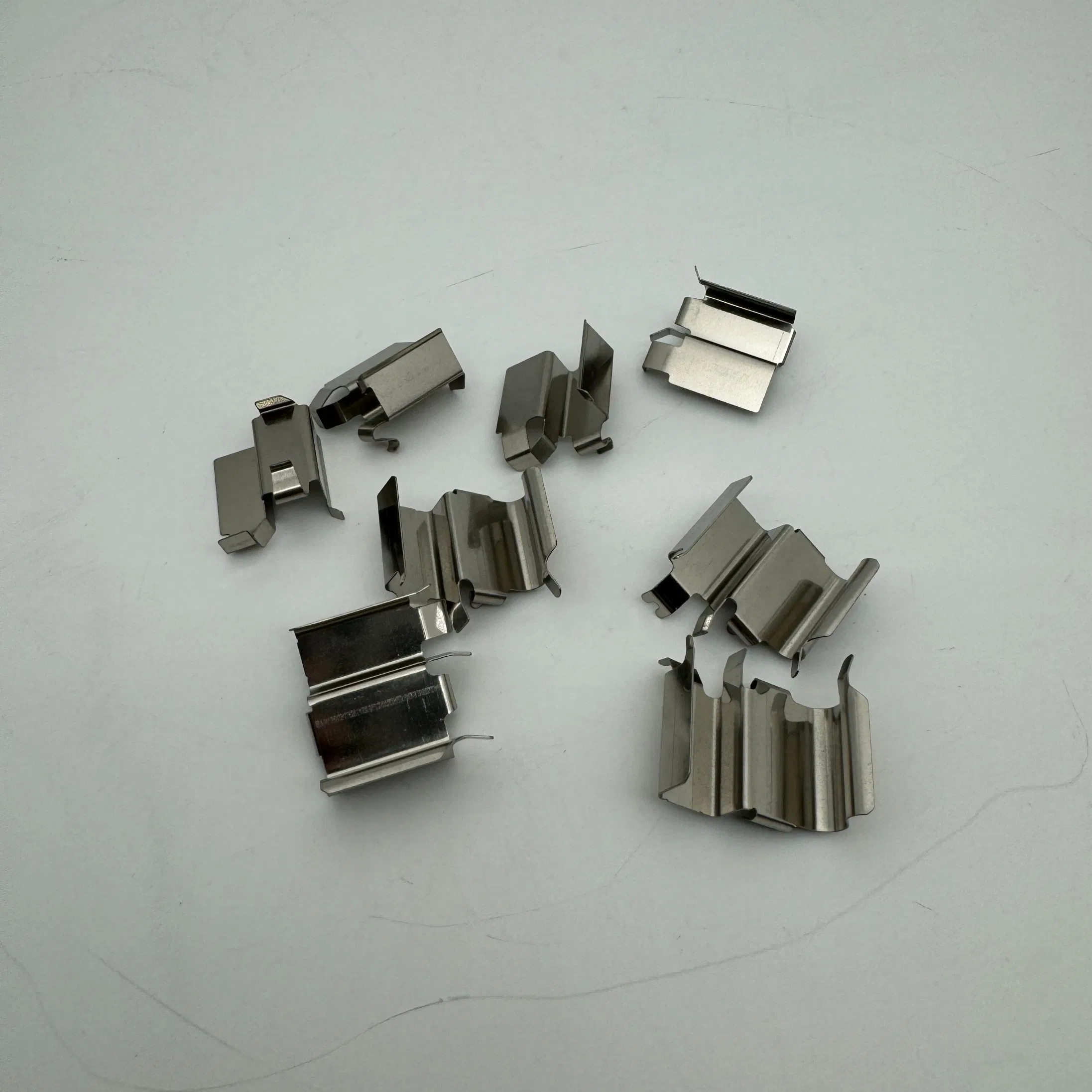 Brake Pad Anti-Rattle Clip Set Fitting Kit Disc Brake Hardware Kits 04947-42040