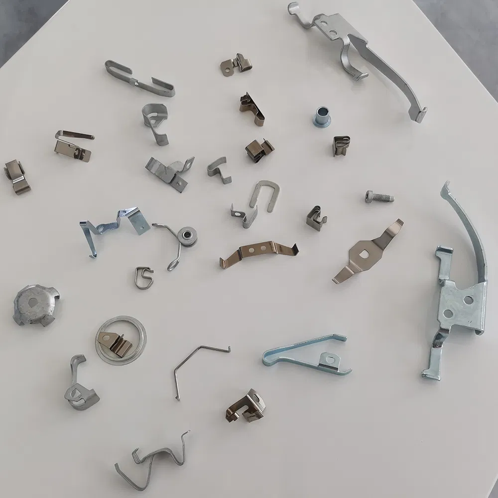 Factory Competitive Price Brake Pads Hardware Accessories Kit