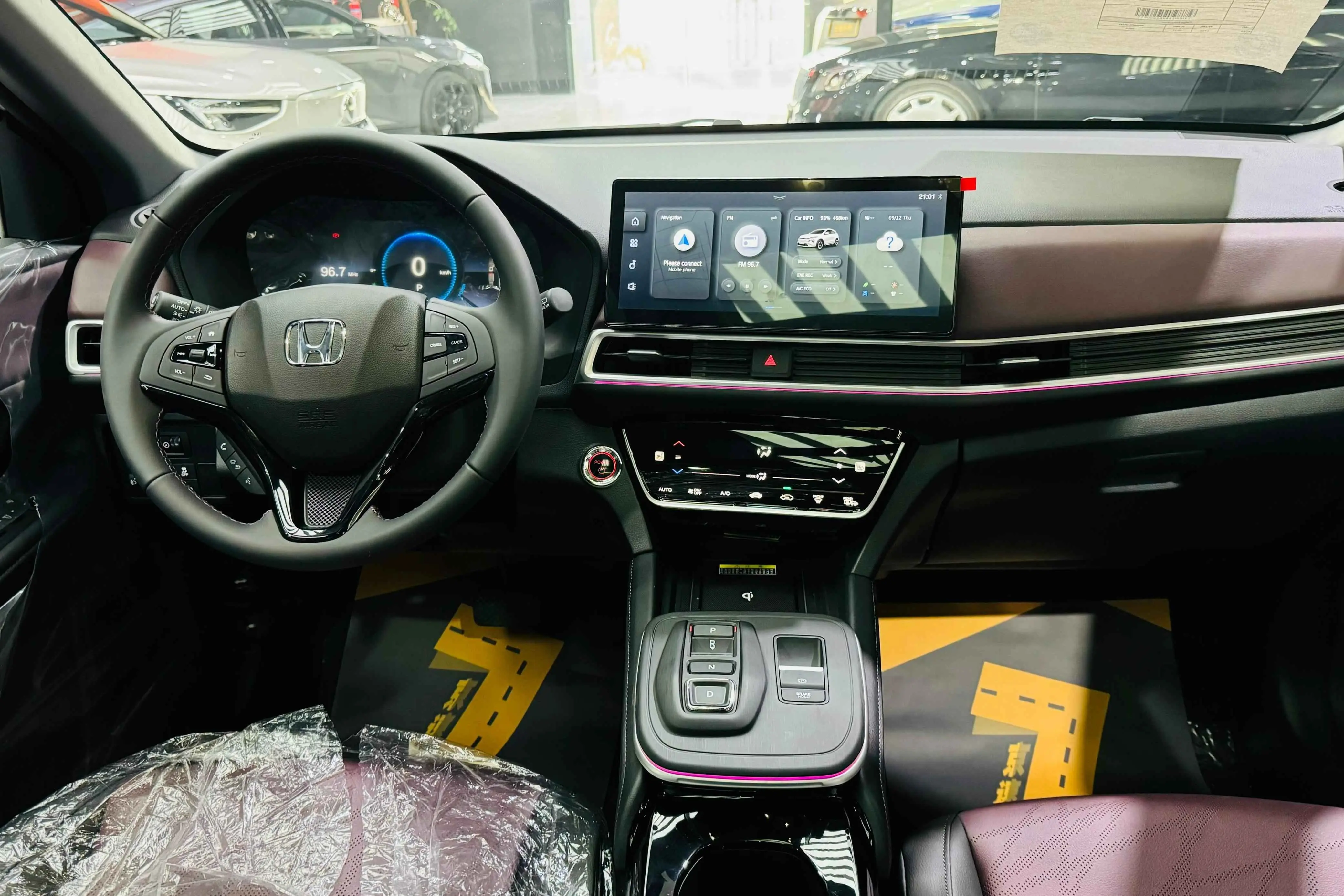 Cheap affordable compact electric vehicle dongfeng honda MNV Supplier, Exporter
