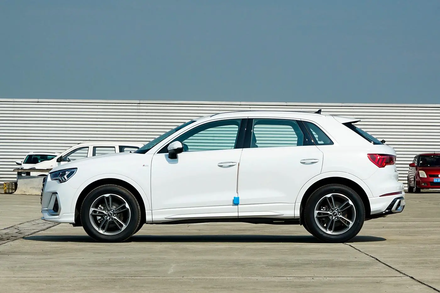 Best Selling Audi Q3 Spacious SUV Fuel Efficient Comfortable