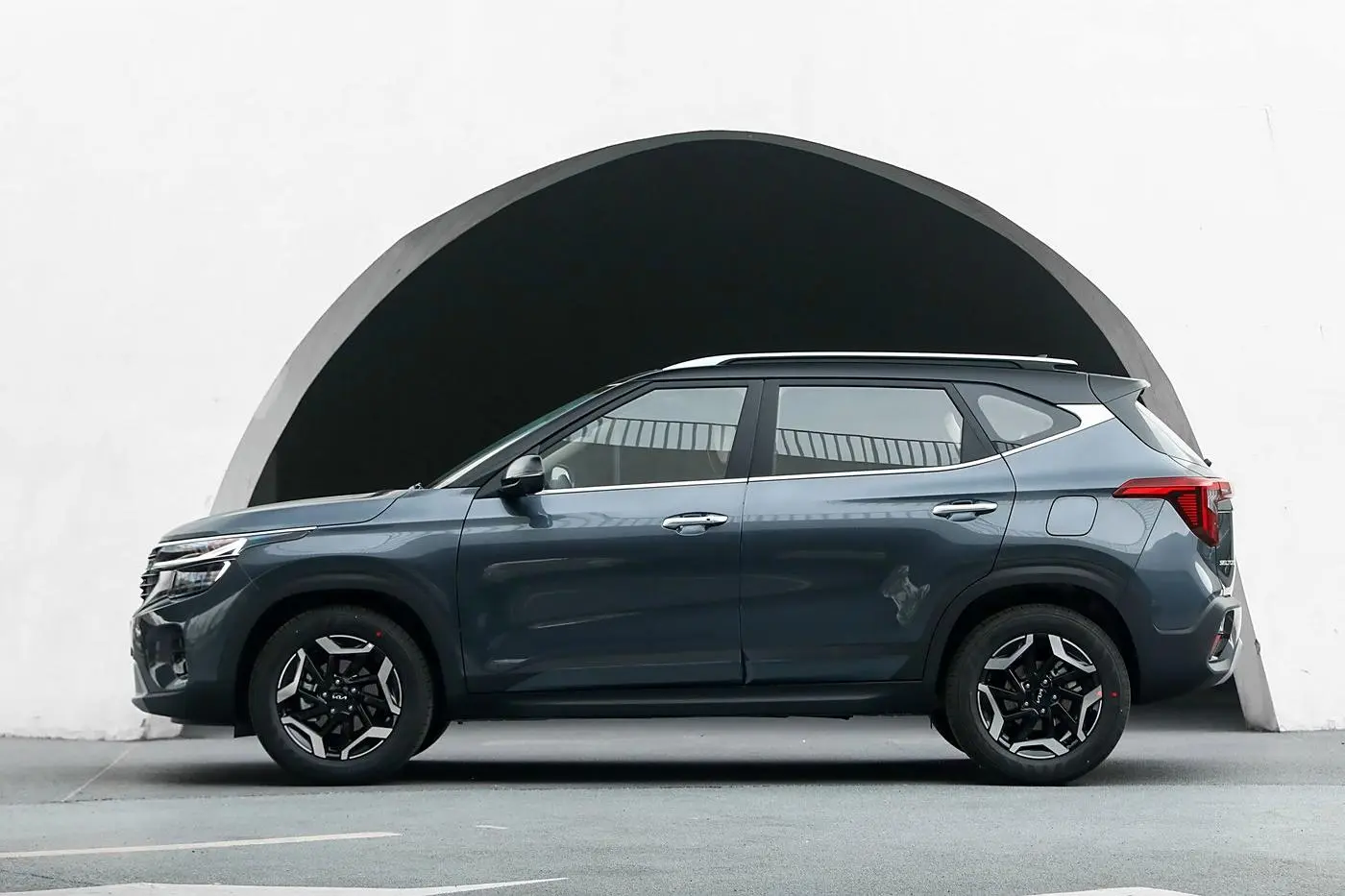 Cheap Kia seltos new and used car Prestige Edition seltos China-made gasoline compact SUV Suppliers, Service