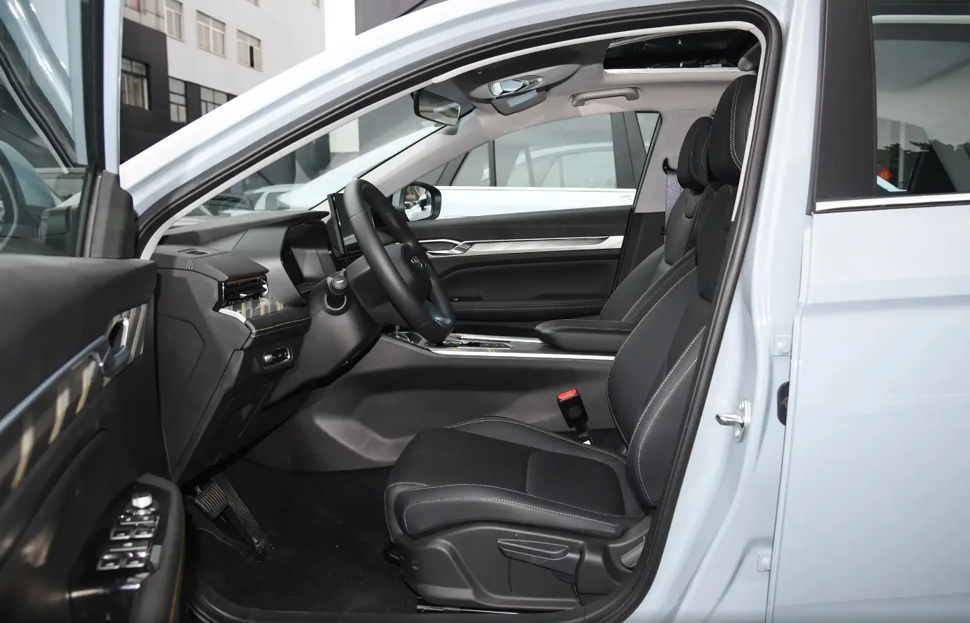 Geely Emgrand L Detail 2