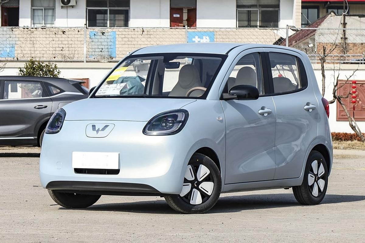 Best Wuling Hongguang MINIEV 2025 Model Four-door Version Advanced Model Exporter, Service