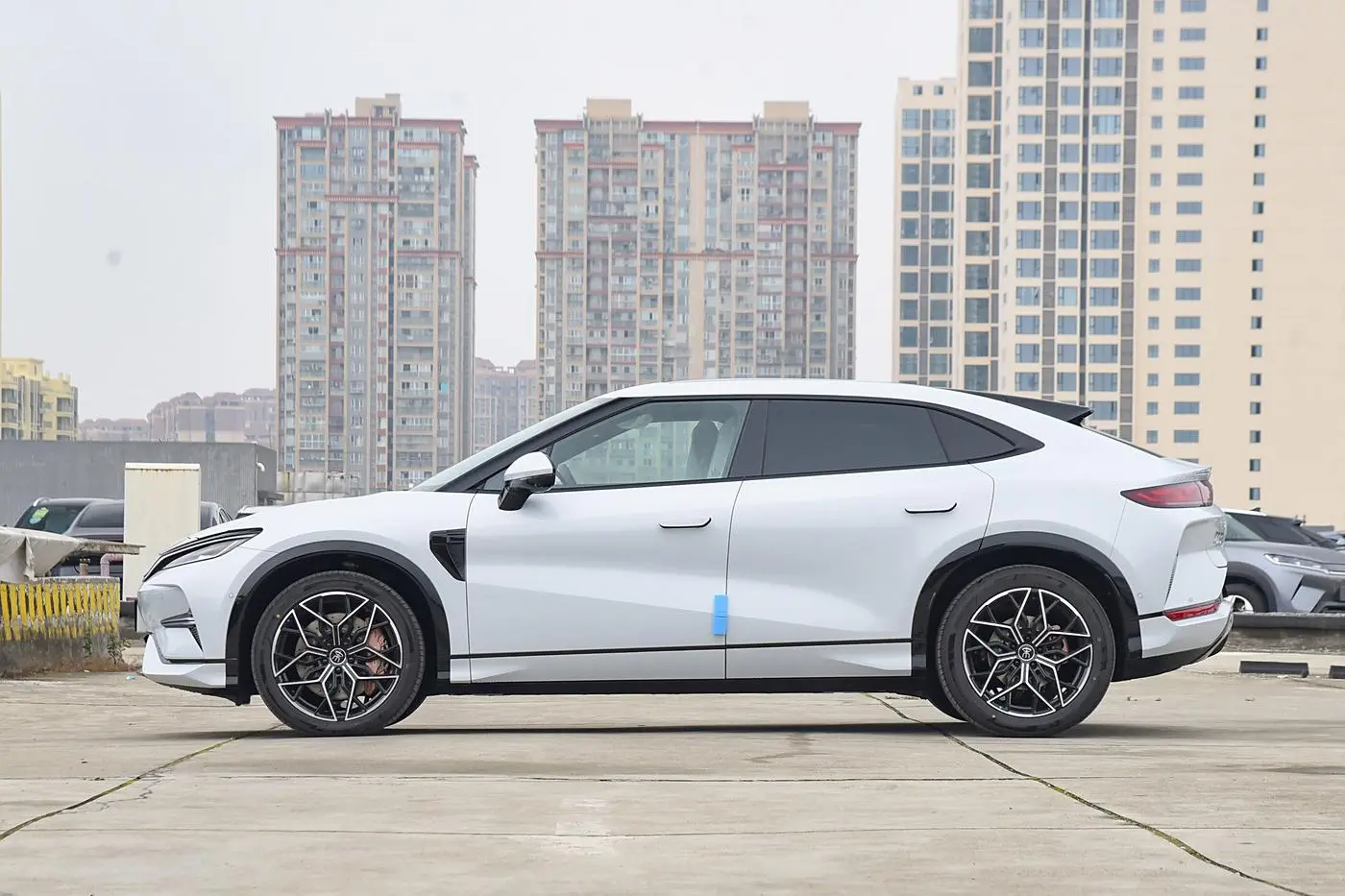 Cheap BYD SongL Electric Car New Energy Vehicle Dealership Car Haoyue White Appearance Supplier, Exporter