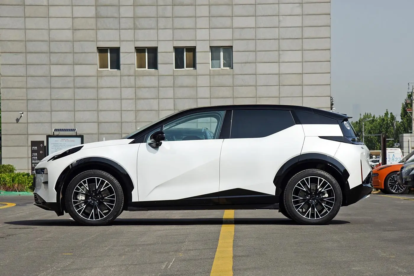 Cheap Sporty, compact, electric, innovative, stylish and efficient Supplier, Exporter