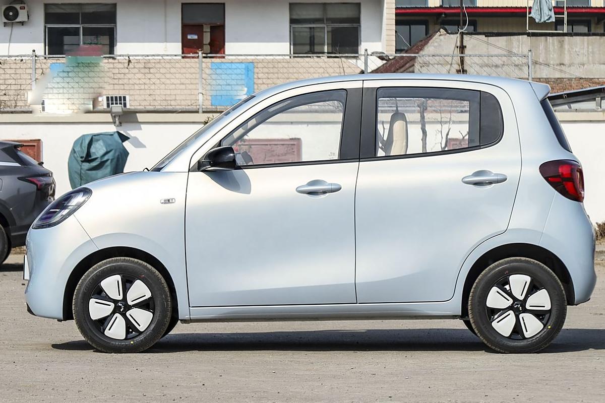 Best Wuling Hongguang MINIEV 2025 Model Four-door Version Advanced Model Exporter, Service