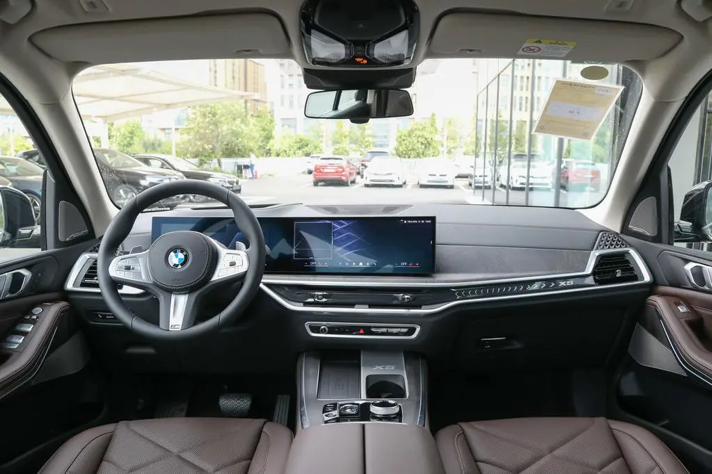 Cheap BMW X5  Luxurious, Powerful, Innovative, Elegant, Efficient, Versatile Exporter, Service