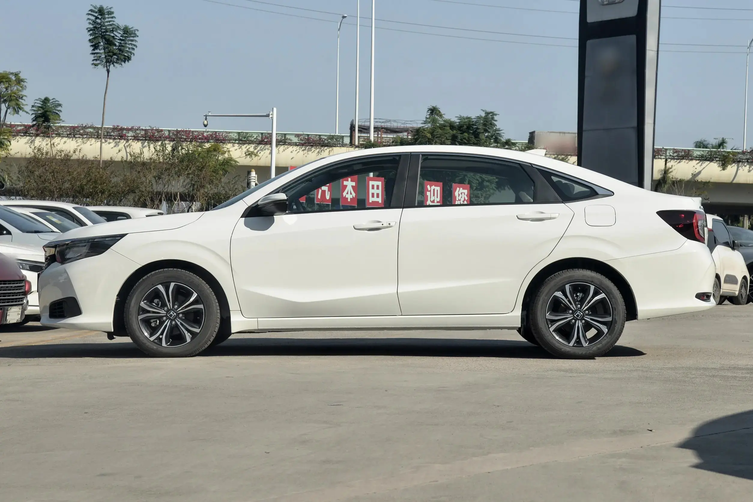 Best High performance hybrid honda crider 1.0L E-CVT 4 door 5 seat large space home sedan choice ling pai-1 Suppliers, Service