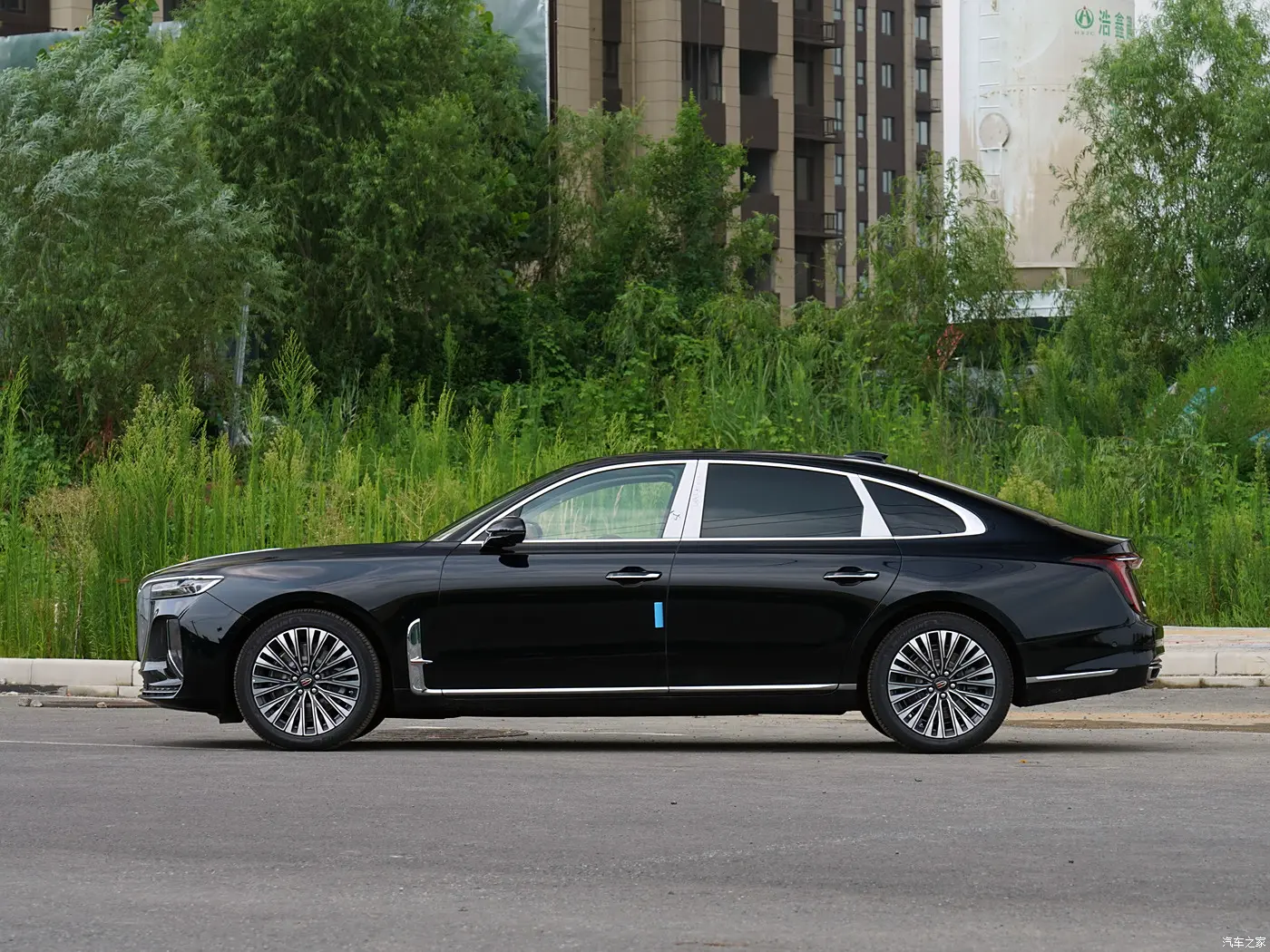 Best High-end Luxury Hongqi H9 Gasoline Vehicle New car made in china Supplier, Exporter