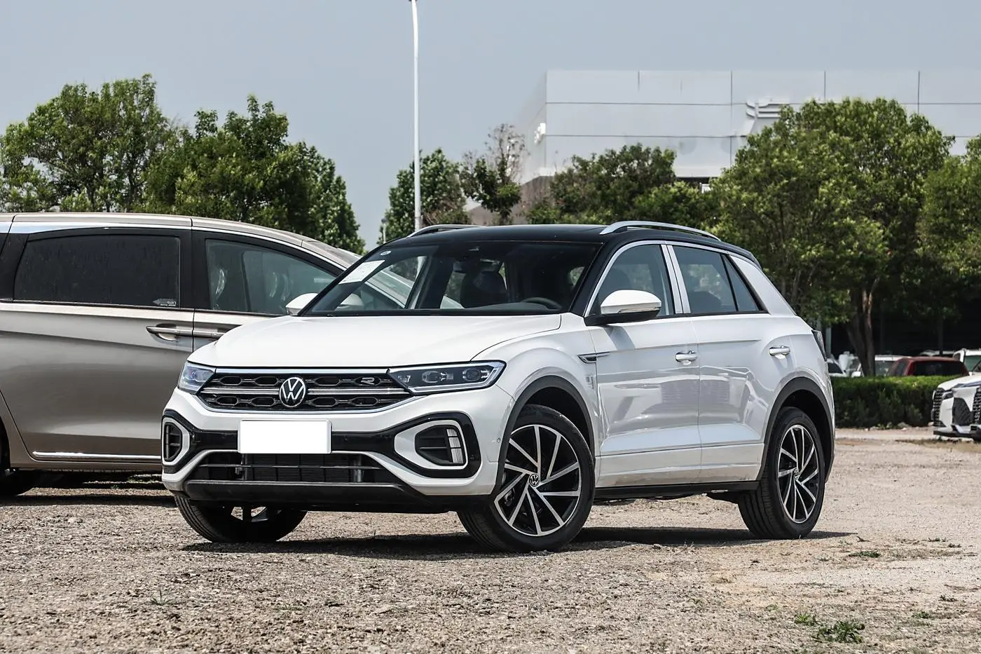 Cheap Volkswagen VW T-ROC SUV High-Powered Gasoline FWD Supplier, Exporter