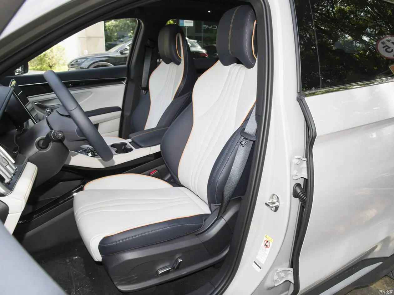 Interior Details 6
