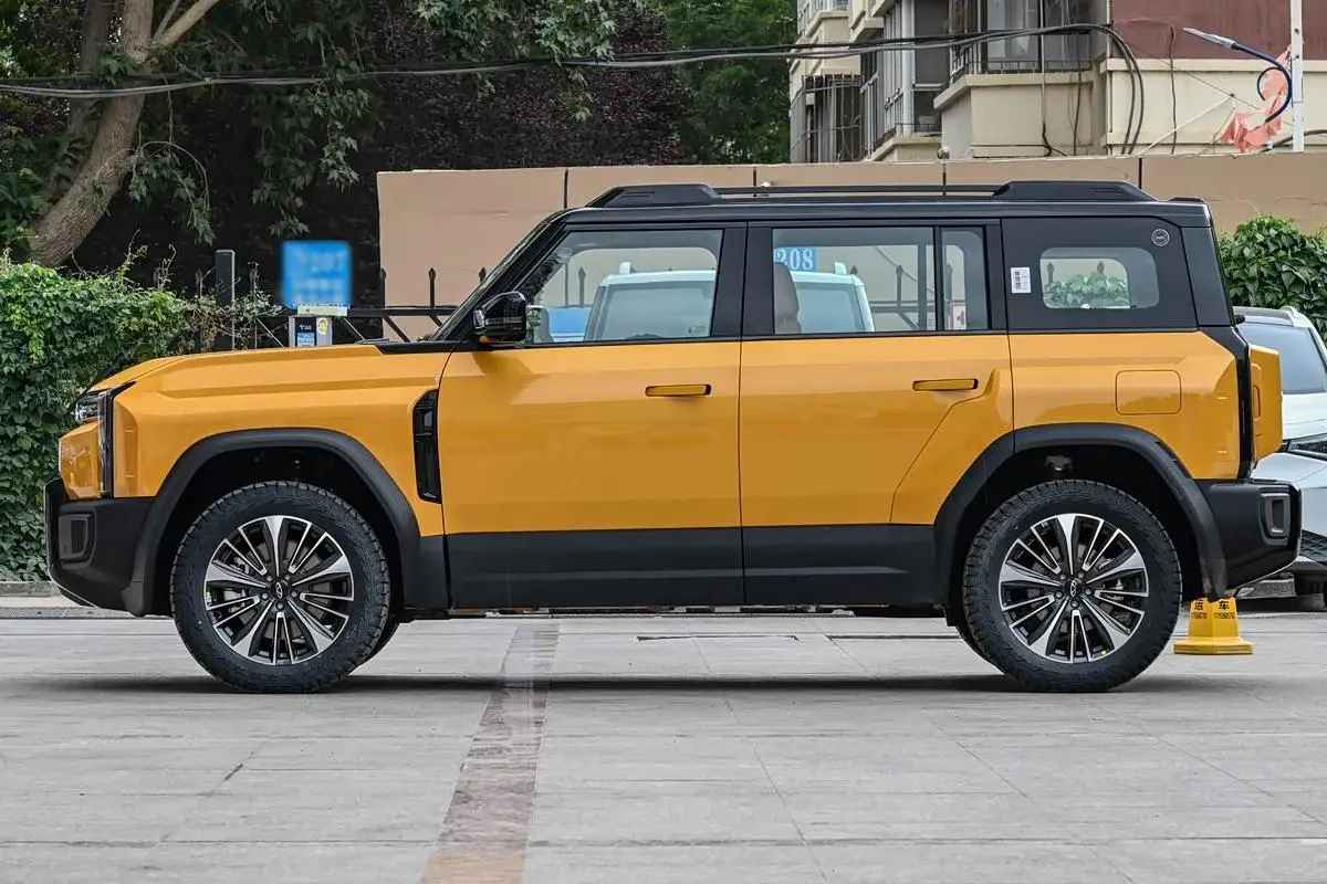 Best Chery Fengyun X3L 2025 205 4WD High Energy Edition Supplier, Exporter