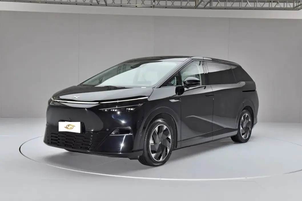 Best Xpeng X9 84kwh 4WD 7-Seat Electric Vehicle Used Car MPV in 0 Mileage Exporter, Service
