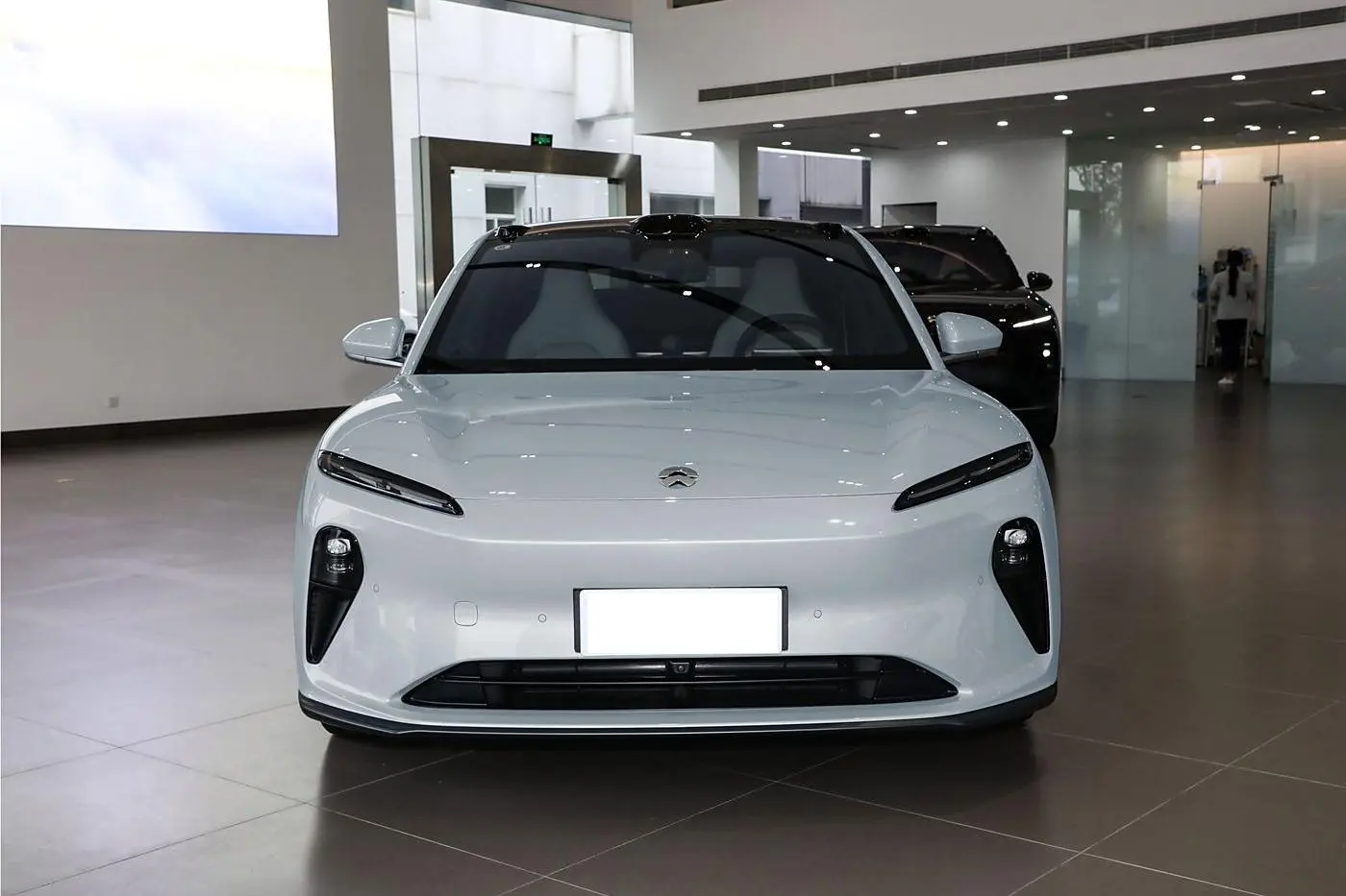 Best New Flagship Electric Car NIO ET5 Pure Car Sport Car Supplier, Service