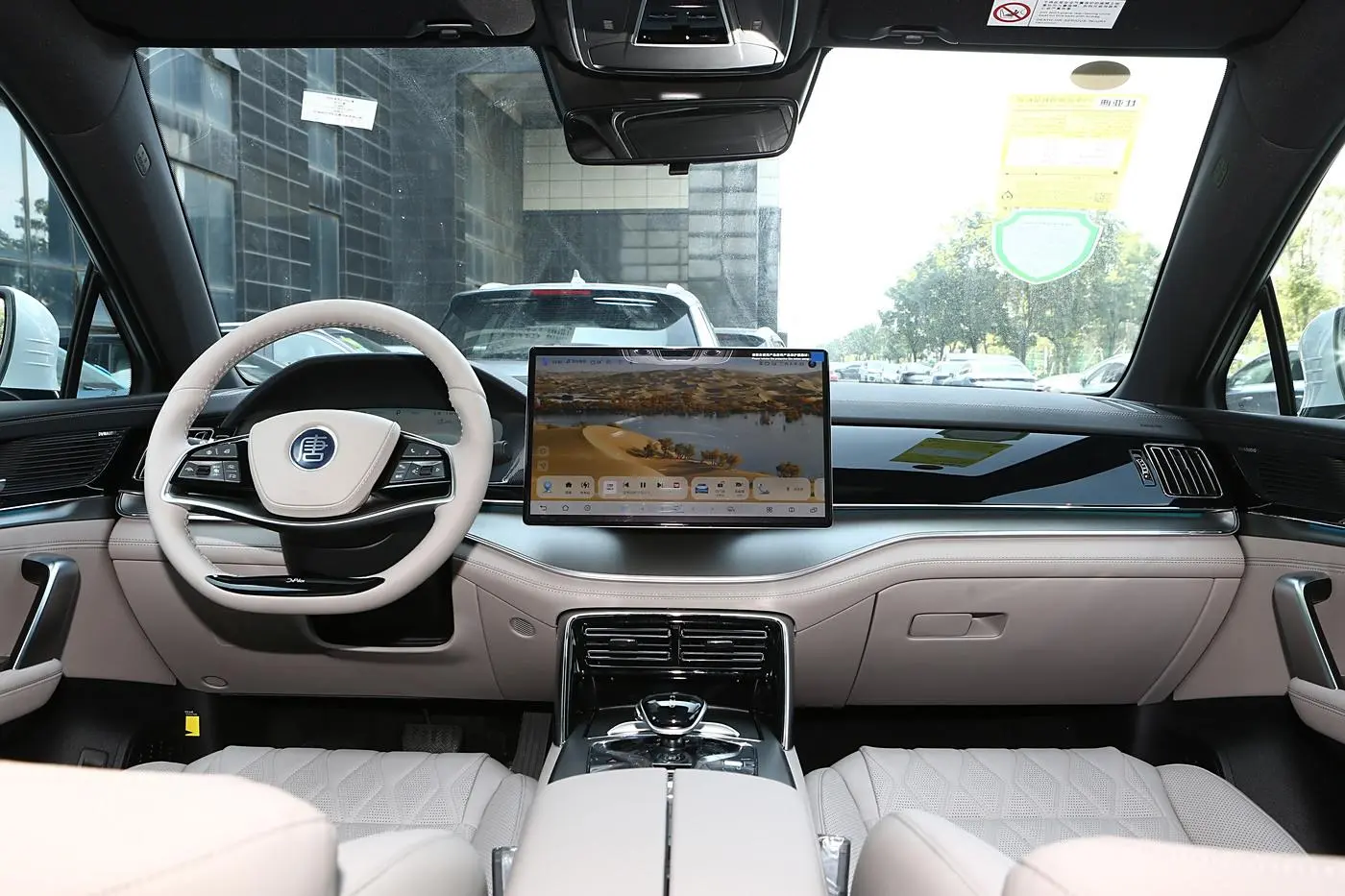Best China Hot Selling New Energy Vehicles Byd Tang Long Range Electric Cars-black Suppliers, Service