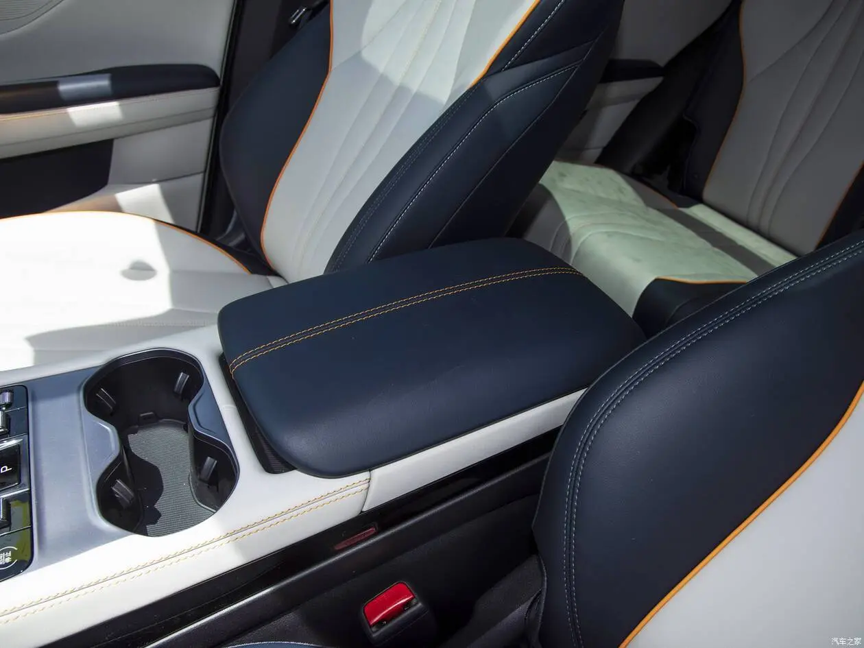 BYD Song Plus Detail 1