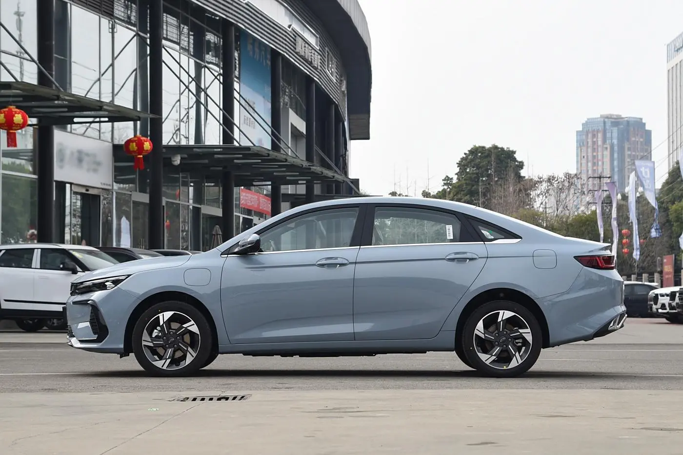 Cheap Geely Emgrand L 1.5t Fwd 5-Seat Hybrid Vehicle Used Car Supplier, Exporter
