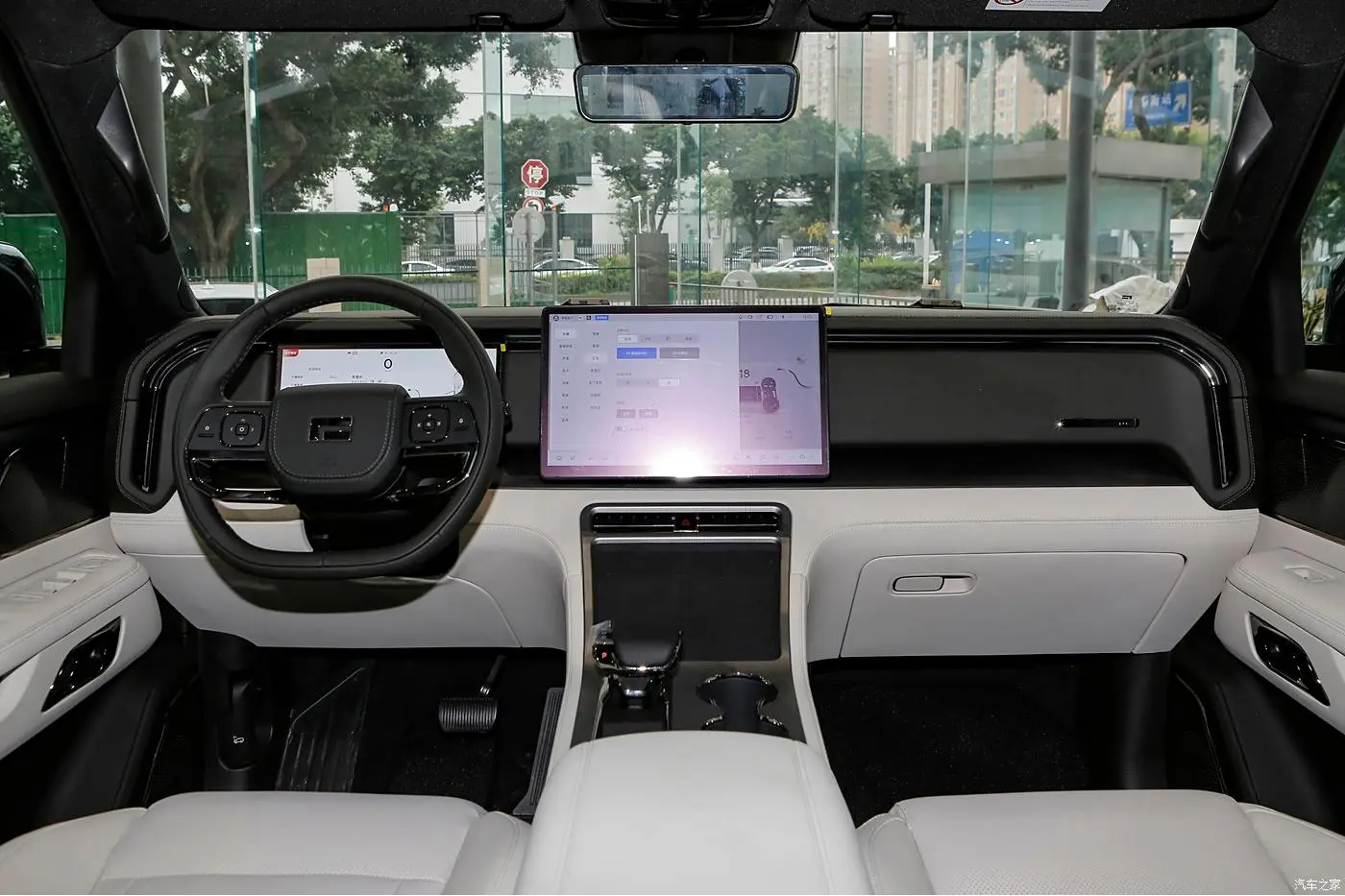Best ROX 01 Large Luxury SUV Polestone 01 4WD New Energy Vehicle 2024 Jishi 01 New Car Suppliers, Service