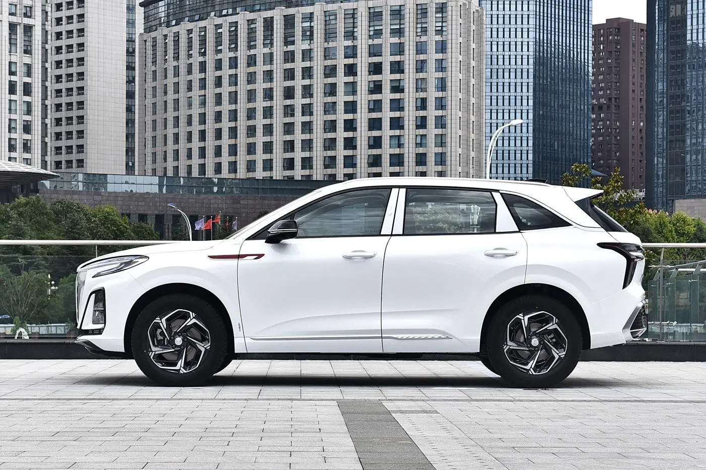 Cheap Hongqi-HS3 Electric Vehicles High Speed Made in China New Energy SUV Exporter, Service