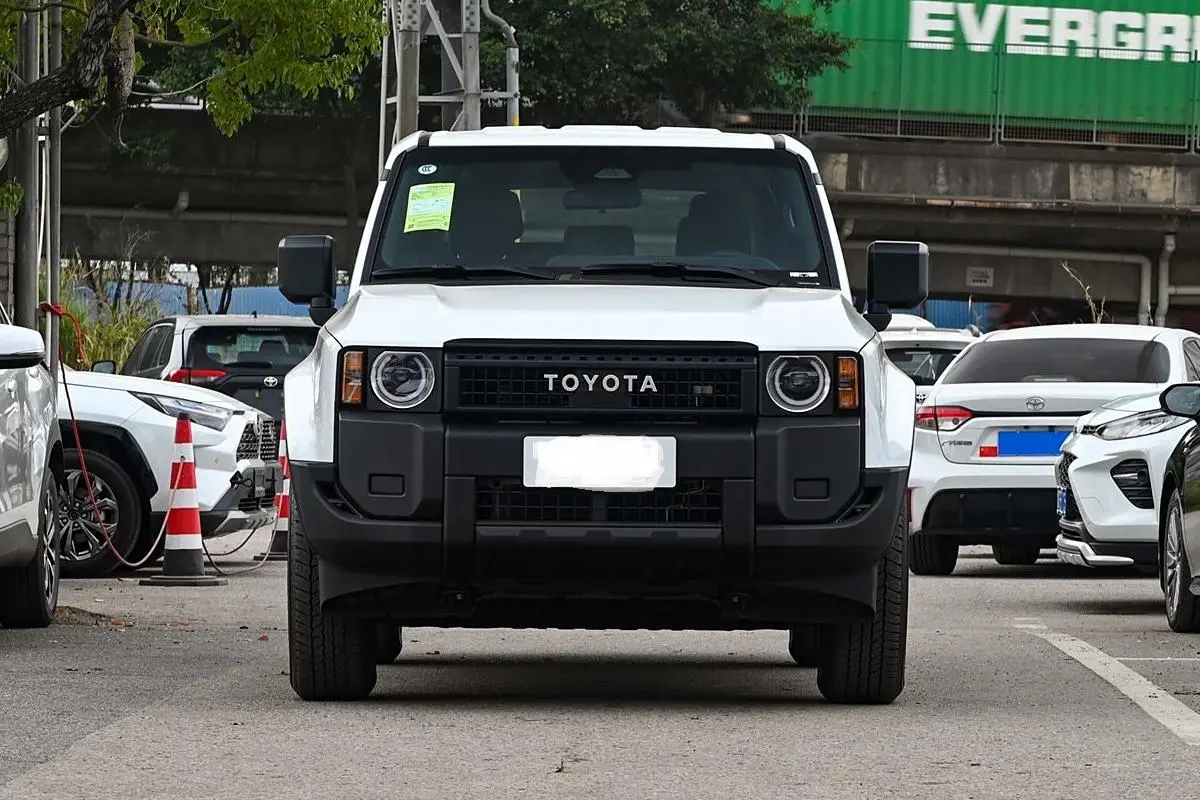 Best Toyota Prado 2025 2.4T Cross-BX Edition 5 Seaters Exporter, Service