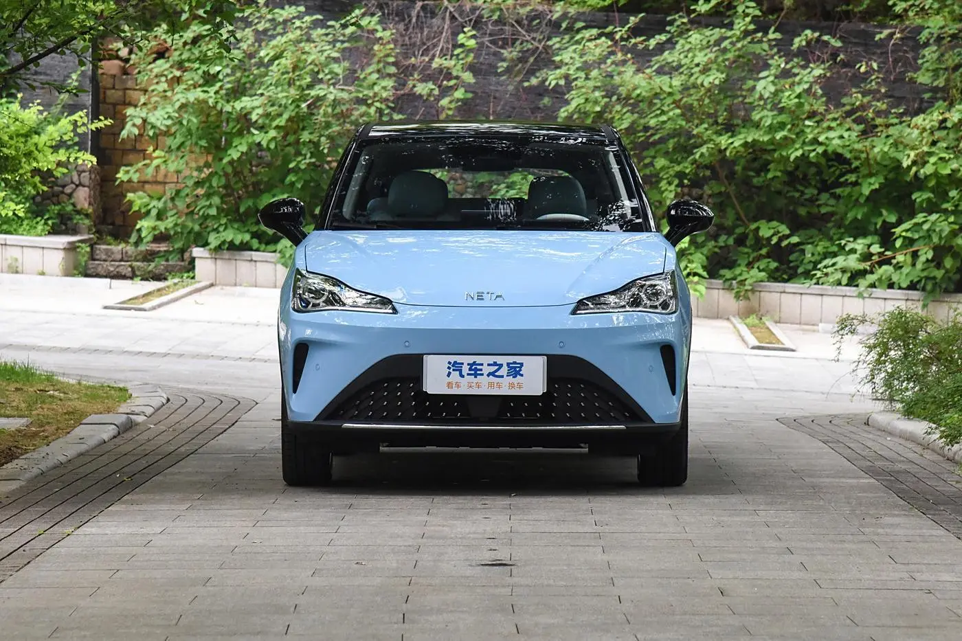 Best In Stock 2024 New Energy Vehicles Long Range Electric Car High Speed Automobile For Neta Aya Neta ev Suppliers, Service