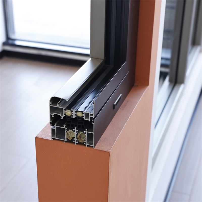 Ksps110 Soundproof Insulation Tilt and Turn Thermal Break Aluminum Alloy System Window