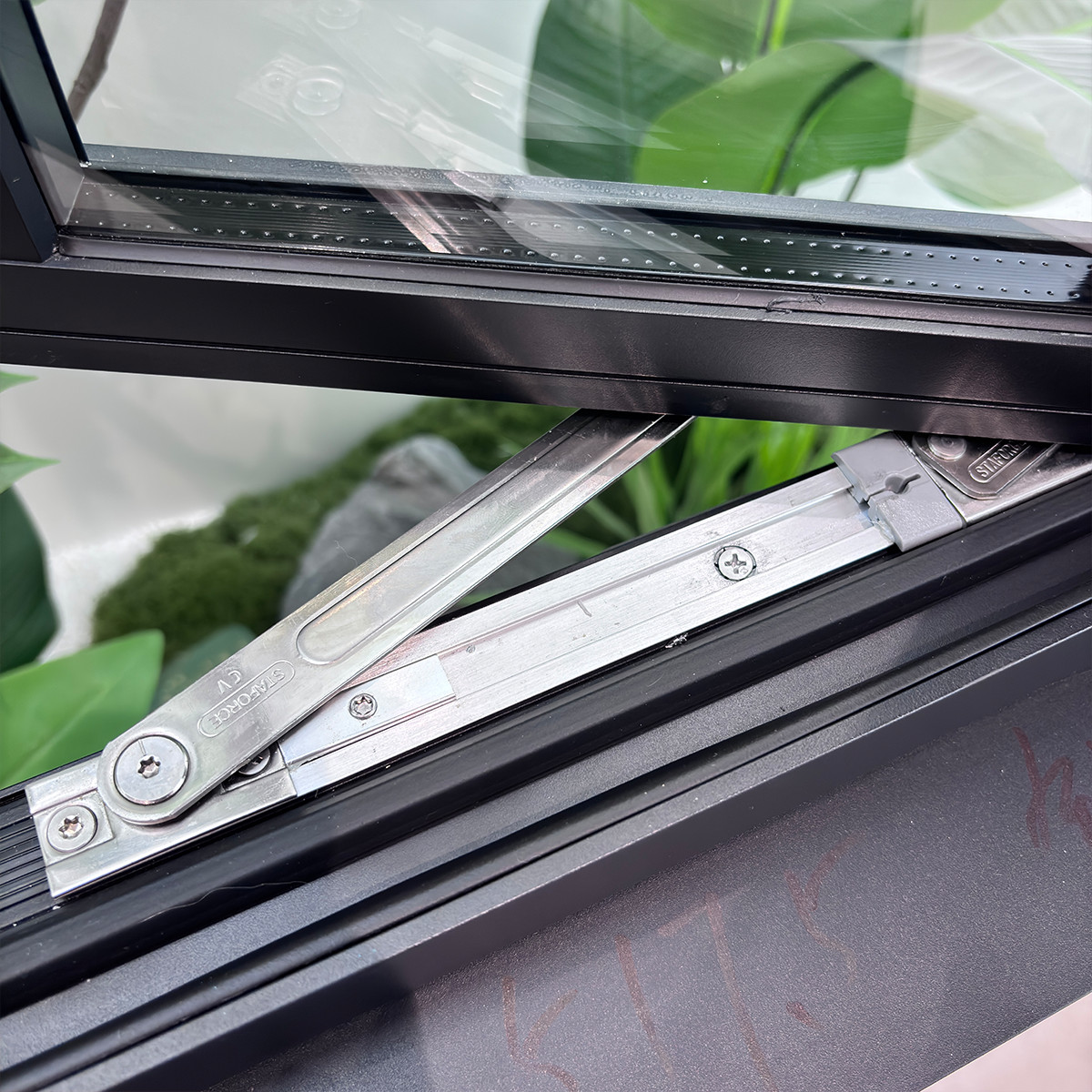 Custom Aluminum Alloy Arched Fixed French Casement Windows with Triple Insulated Glass Windproof for Residential Use