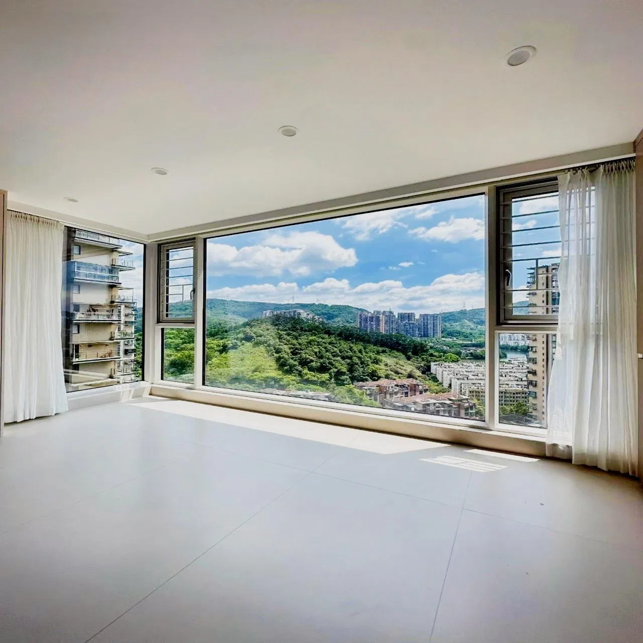 China Customize Winstar As2047 Seamless Welded New Processing Technology Modern Aluminum Swing Casement Sliding Folding Glass Metal Folding Window and Doors