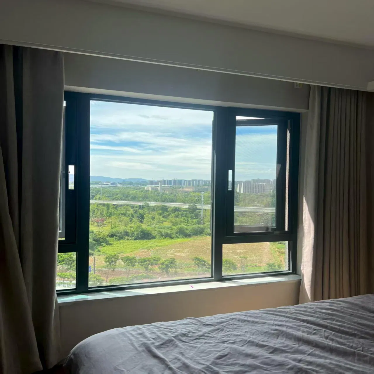 China Customize Winstar As2047 Seamless Welded New Processing Technology Modern Aluminum Swing Casement Sliding Folding Glass Metal Folding Window and Doors