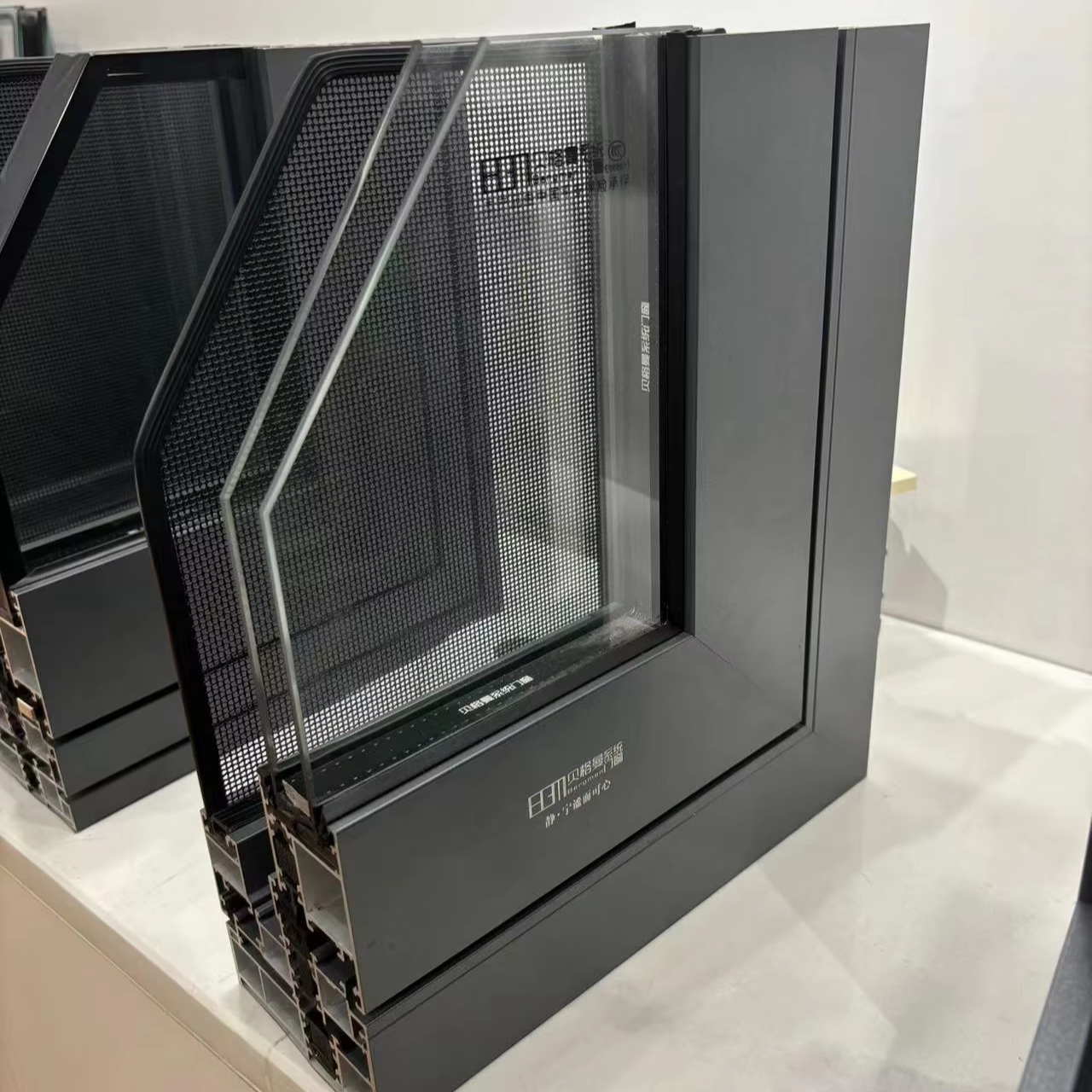 Beigeman Modern Double Glazed Aluminium Casement Windows High Quality Soundproof Tempered Glass for House Villas Kitchen Hotel