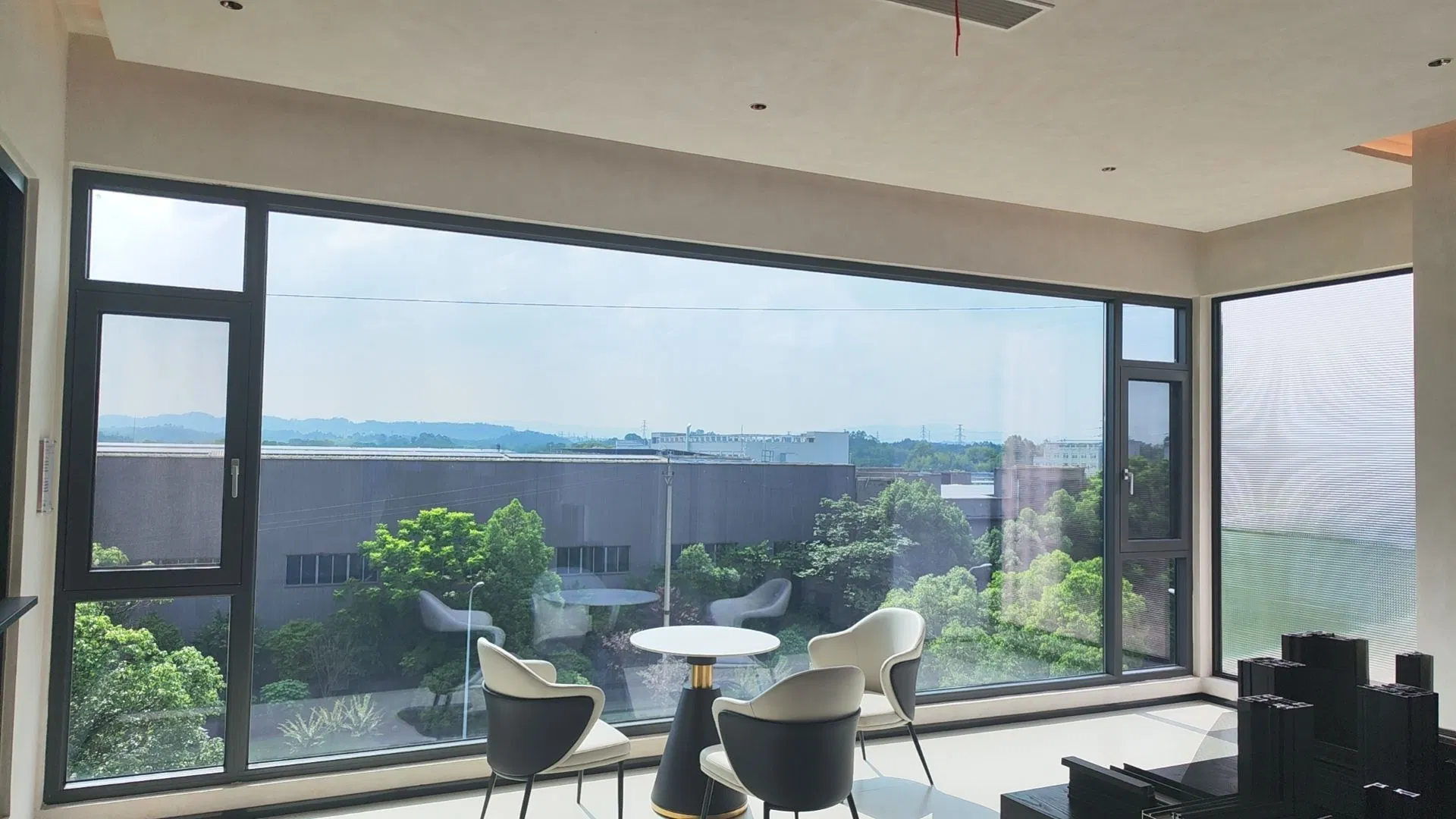 Soundproof Great Scenery Floor-to-Ceiling Wall to Wall Aluminium Window for Office Home