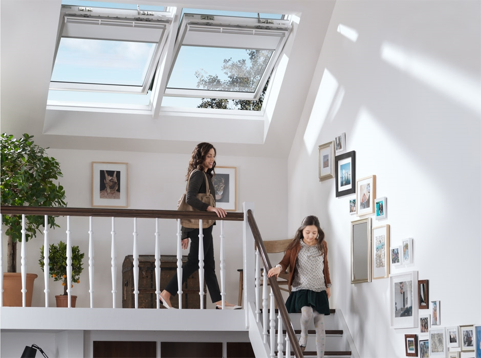 Solar Skylight Electric Alu Window Roof Skylight Aluminum Awning Window with Motor Control Home Roof Skylight