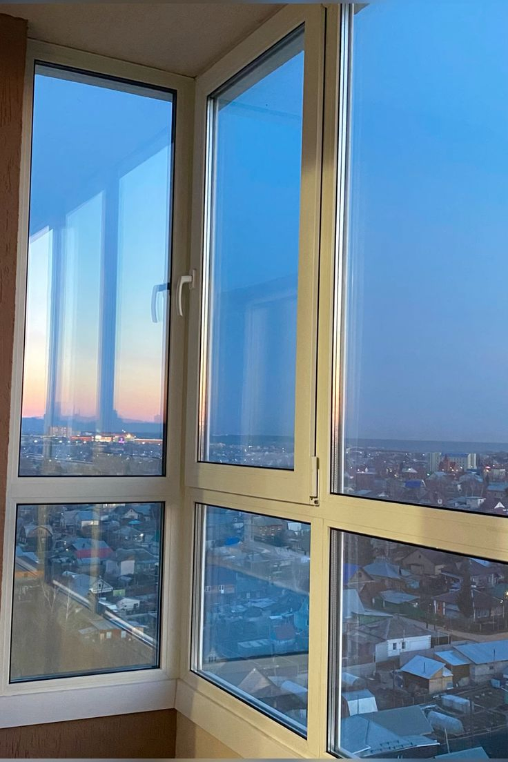 Aluminum Metal Glass Casement Child Safety Smooth Glide Low Maintenance House Window