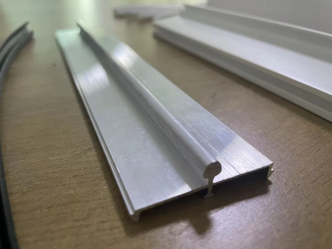 Aluminum Sliding Rail