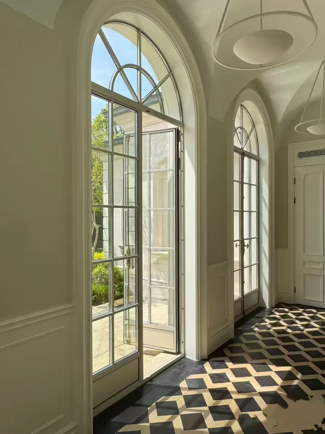 High Quality Thermal Break Aluminum House Windows and Doors with Tempered Glass