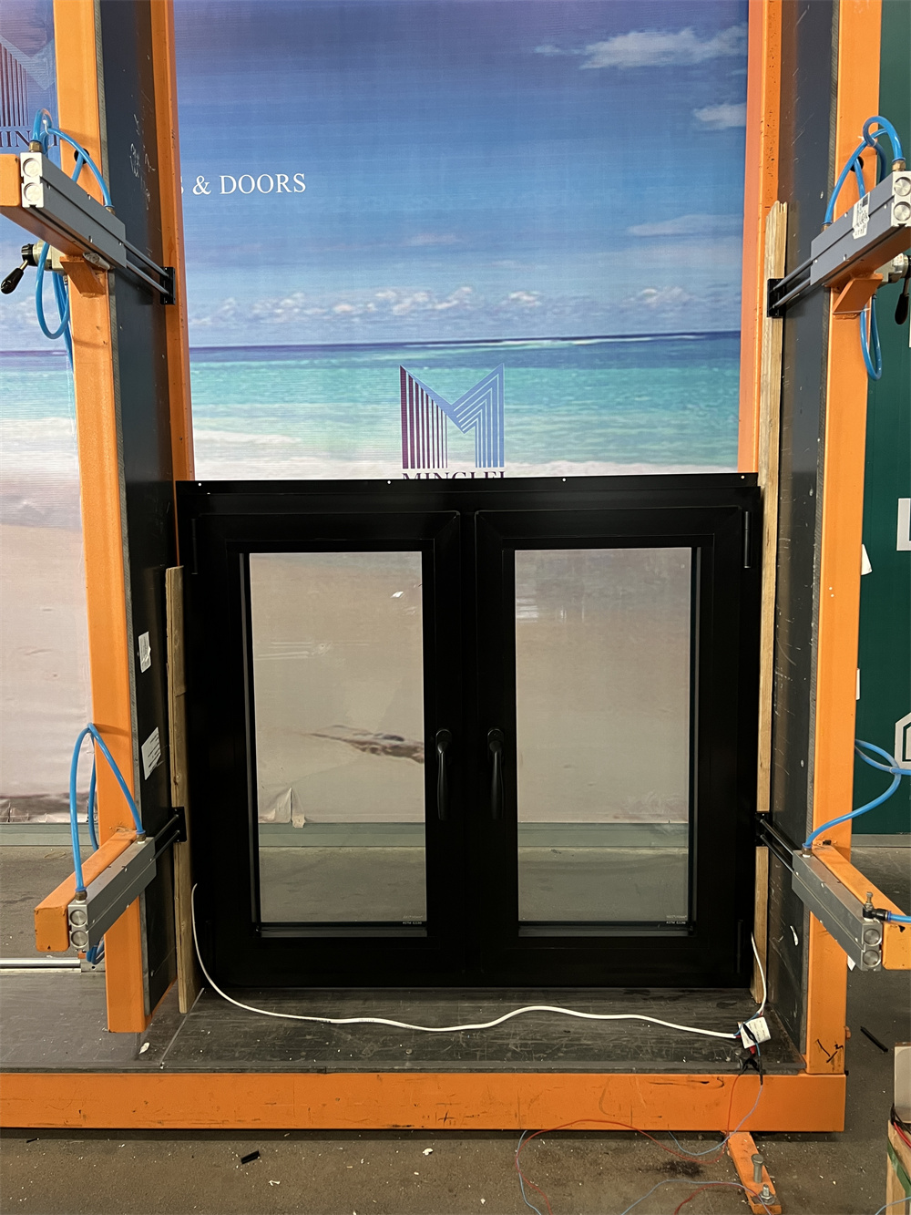 USA NFRC Standard Aluminum Smart Glass Casement Windows Tilt and Turn Windows for Villa