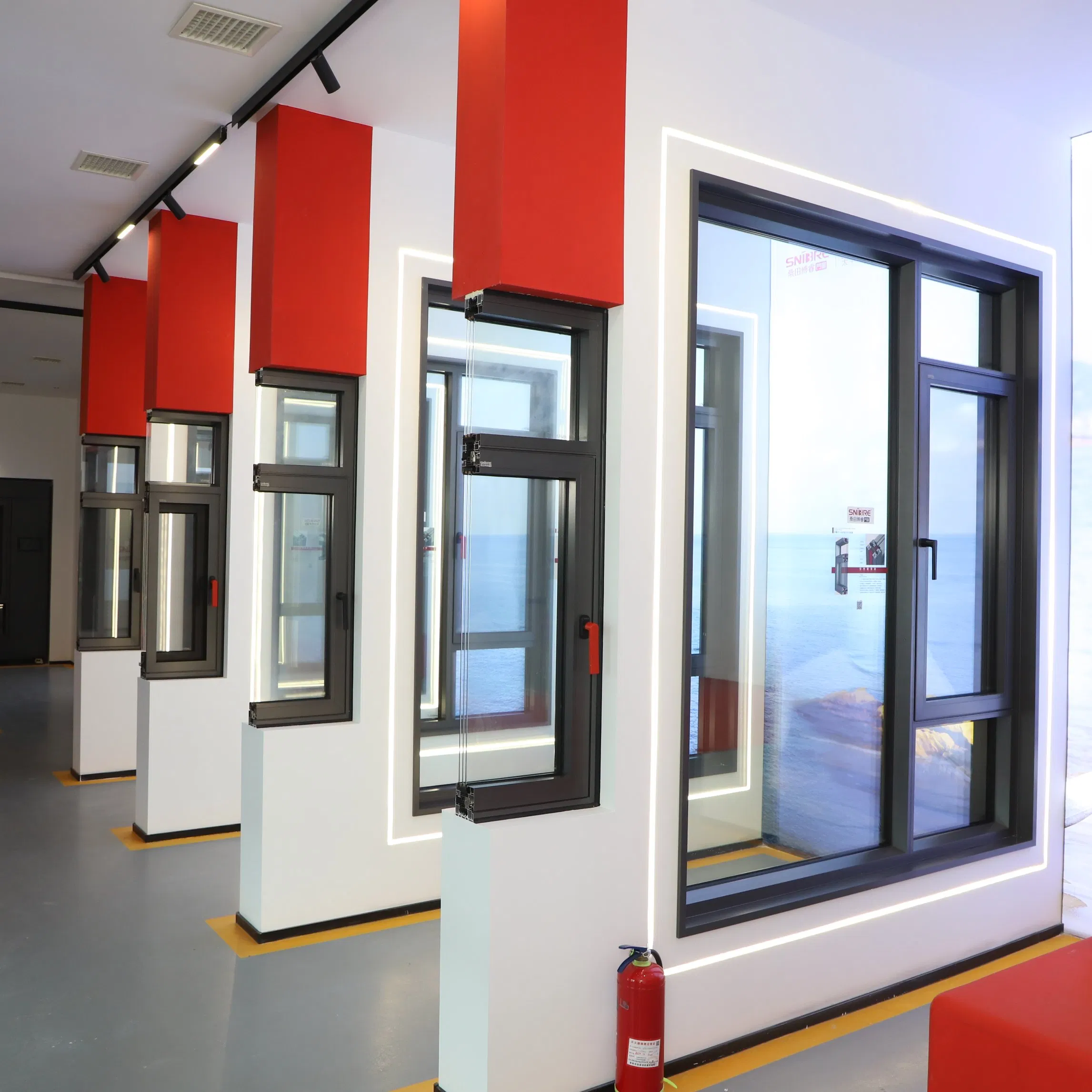 Premium Energy-Saving Soundproof 76 Series Single Casement Window for Villa