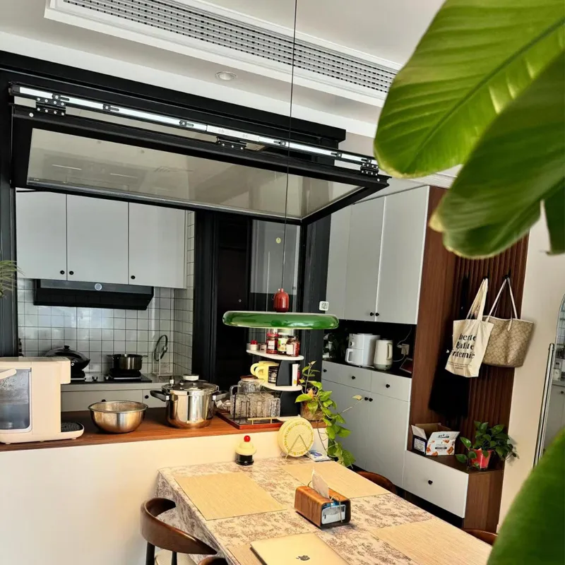 Vertical Folding Windows