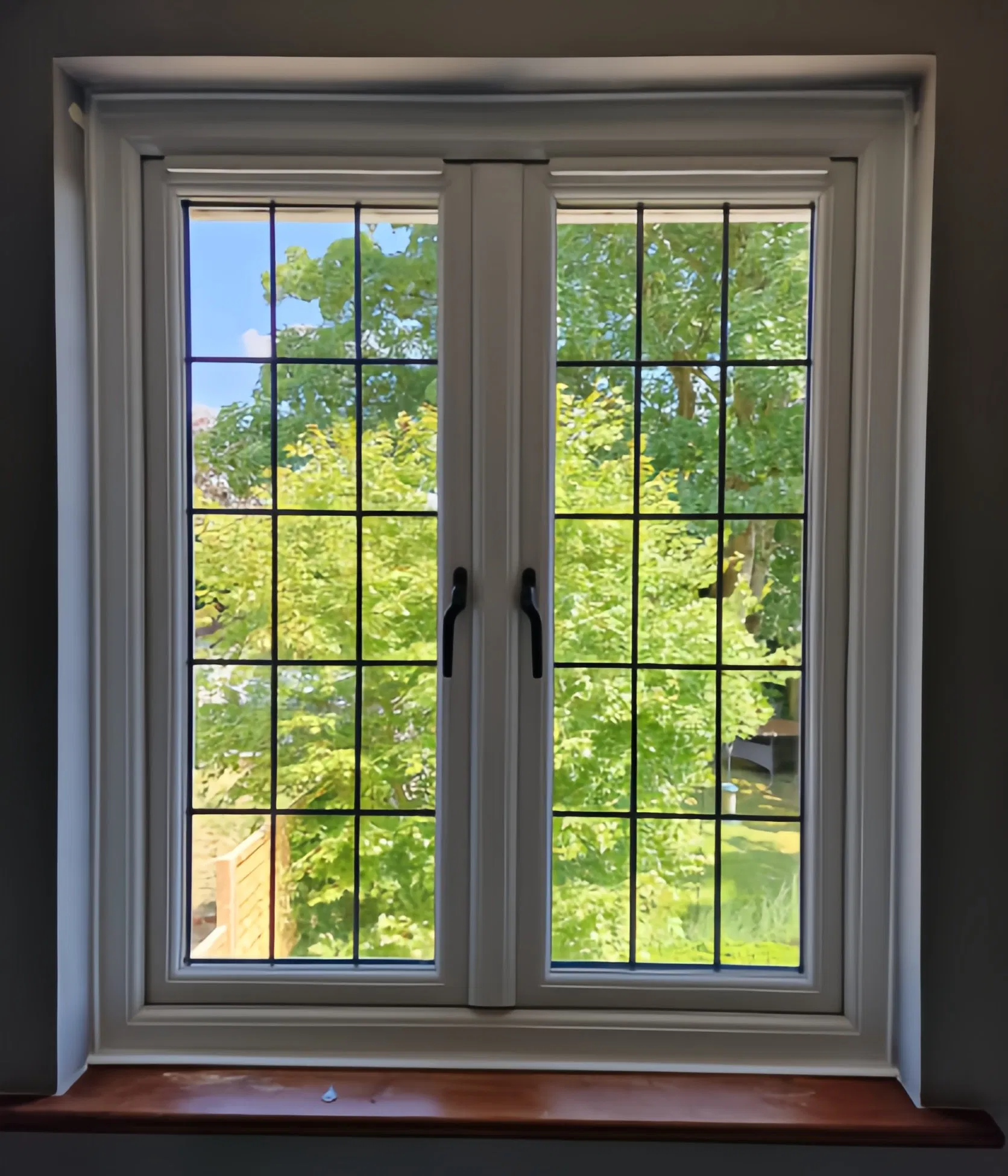 Energy-Efficient Vinyl /Aluminium Windows with Electric Operation and Double Glazing with Nfrc Certificate