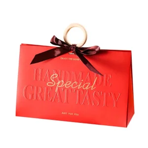 OEM Portable Gift Box WTOH-135 Treat Bag with Ribbon for Chocolates Factory Service