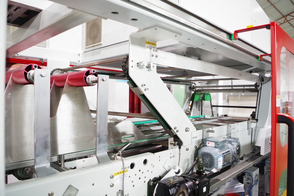 NOVA DCSP35 Electric Automatic Heat Shrink Wrapper PLC Control Paper Film Bottle Shrink Tunnel Wrapping Machine Beverage Line