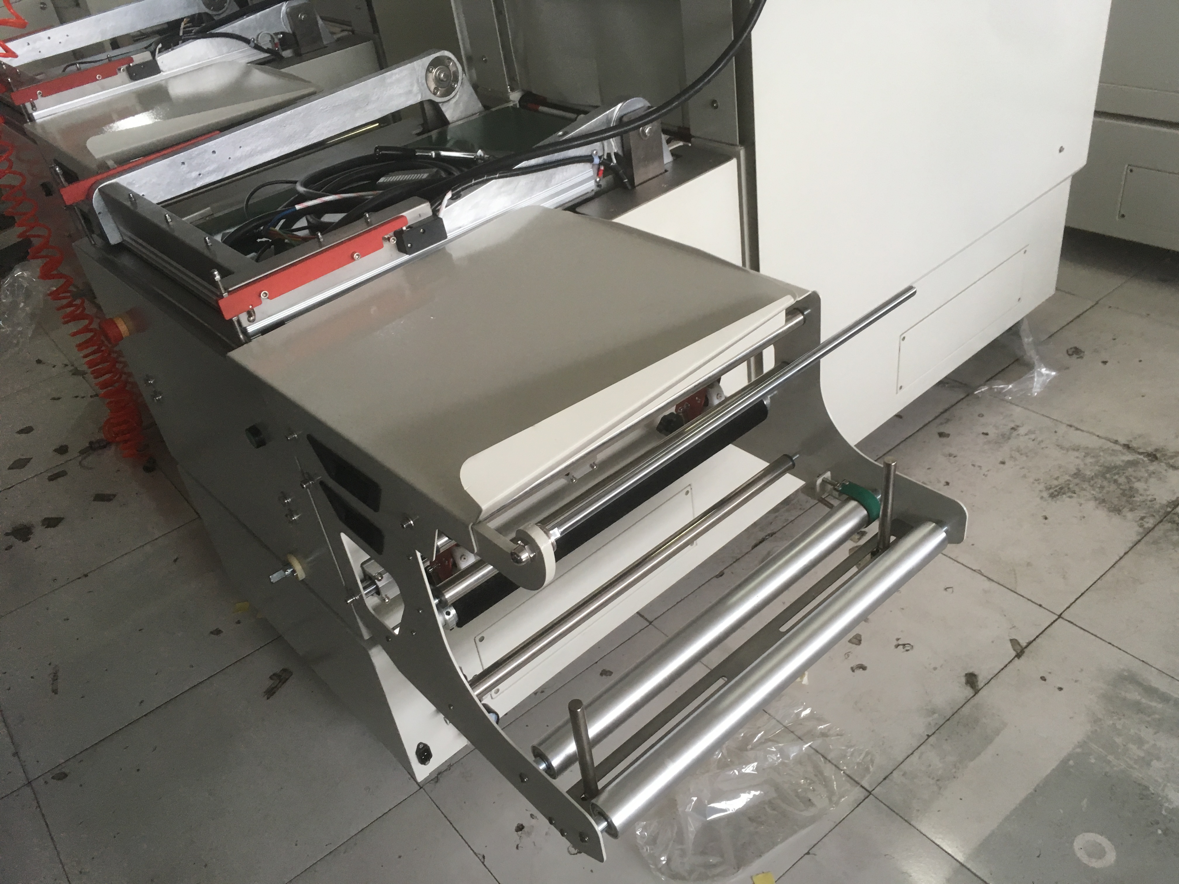 DFS-450 Wrapping Machine Detail 8