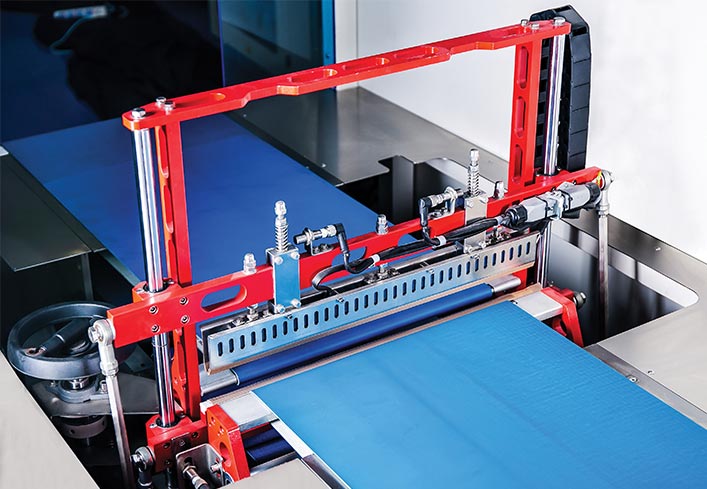 Versatile Economic High Speed Box Motion Side Sealer Pof Shrink Wrapping Machine/packaging Machine